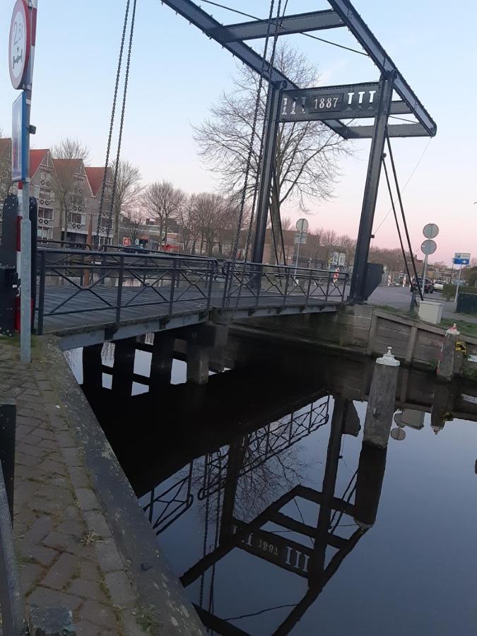 סנייק Lekkerwegbijleeuwen, 1 Minuut Naar Hartje Centrum מראה חיצוני תמונה